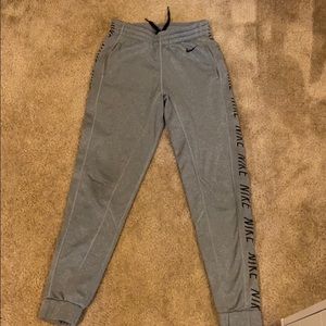 Nike Dri-fit grey sweatpants